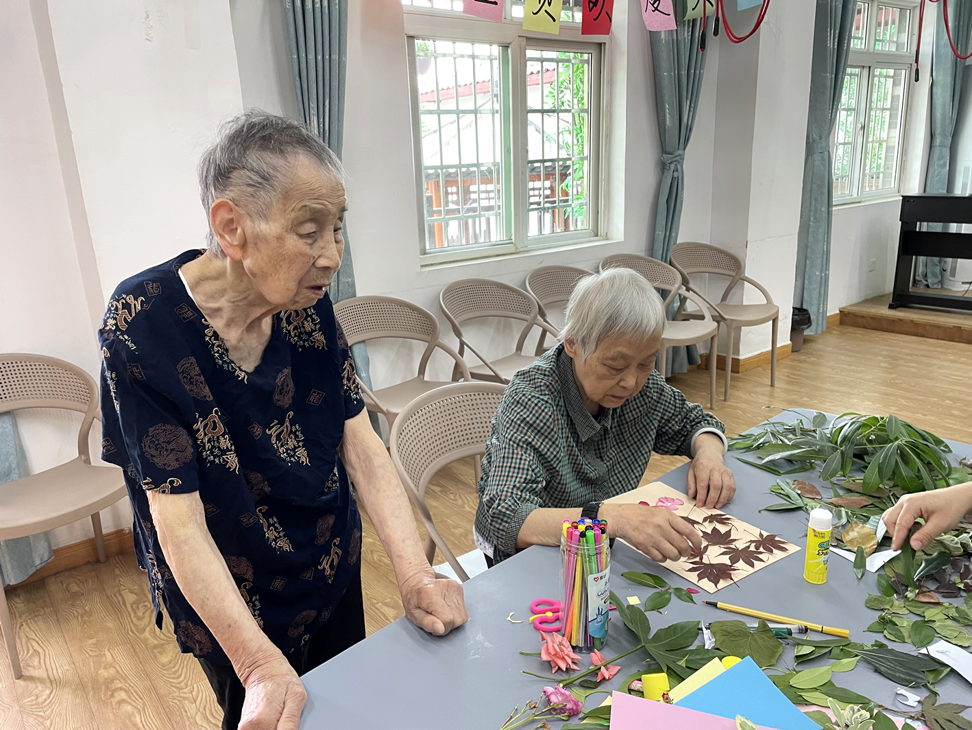 趣味手工 樹葉貼畫