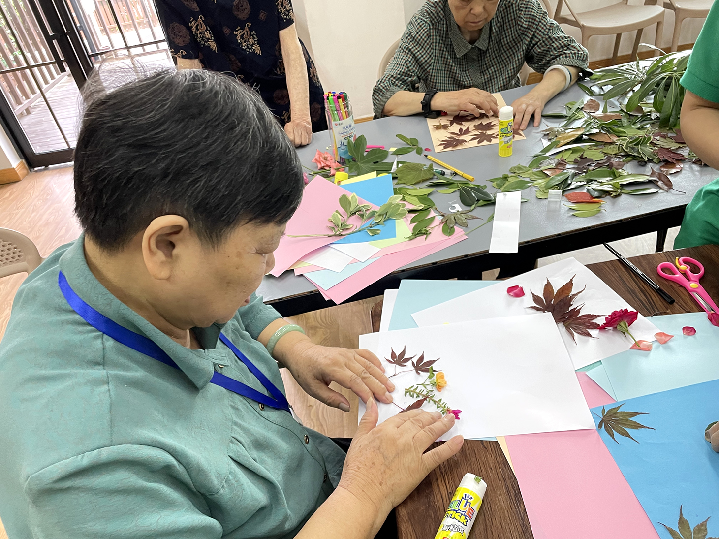 趣味手工 樹葉貼畫