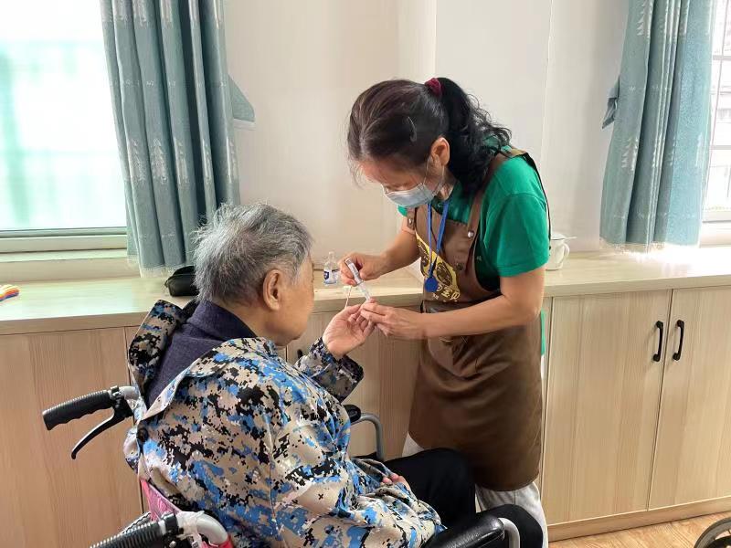 易玲芝日常工作圖片